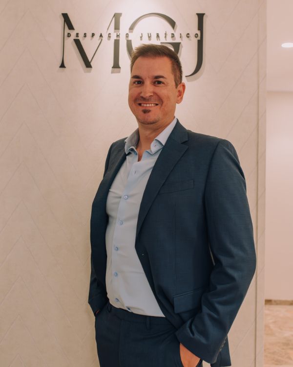 Jesús Roldán Fariña, tramitador del equipo de MGJ Despacho Jurídico